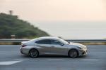 Lexus ES300h F-Sport 2018 года (WW)